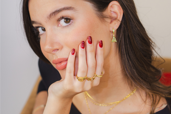 5 Festive Jewelry Pieces To Make You Shine This Holiday Season