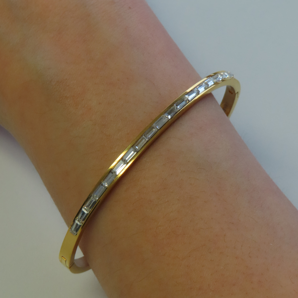 Old Money Bangle