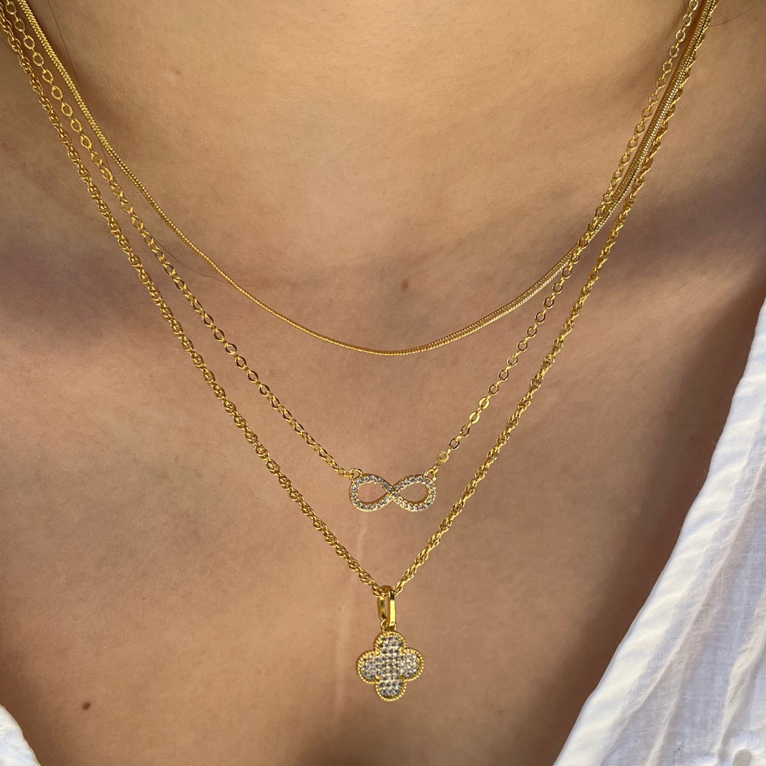 Collier Infinity