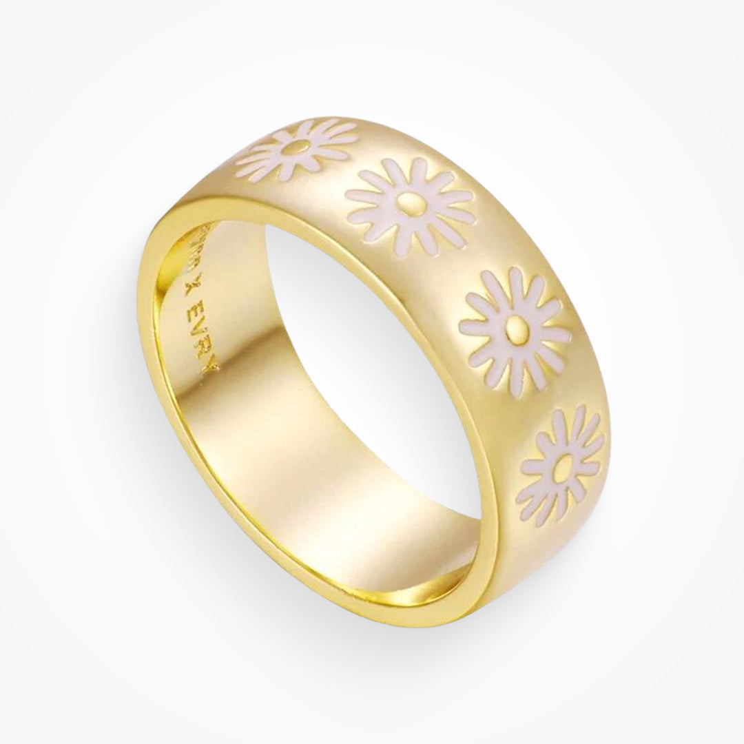 Miss Daisy Ring