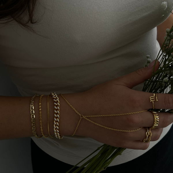 Lucia Hand Chain